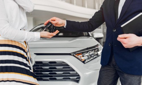 Названі ТОП-10 кращих гібридних авто року, на які варто звернути увагу