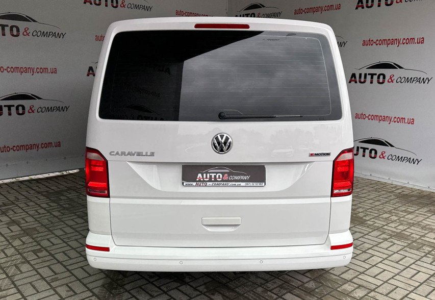 Volkswagen Caravelle 2019 Білий