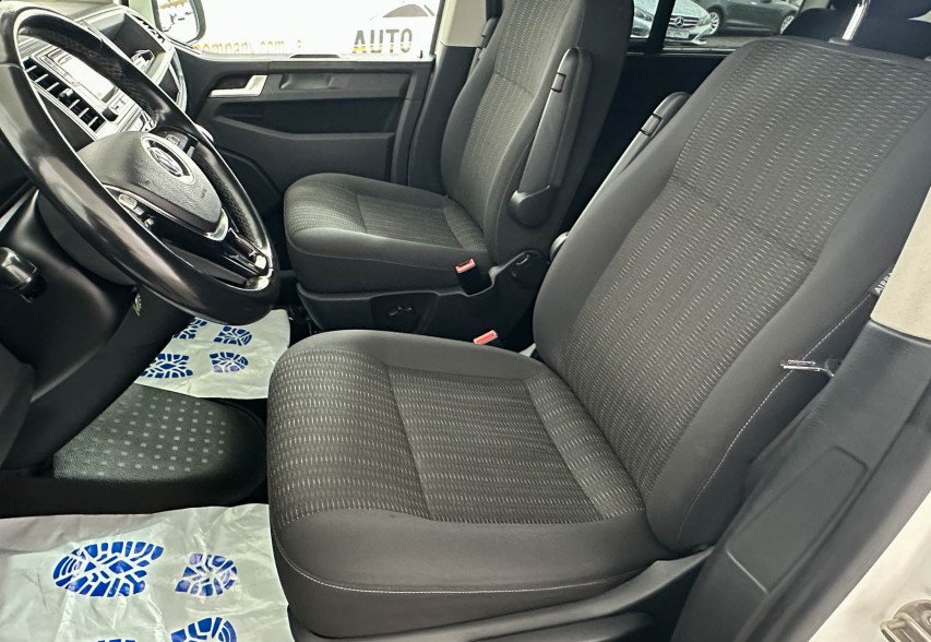 Volkswagen Caravelle 2019 Білий
