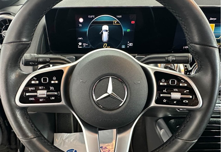 Mercedes-Benz GLB 2021 чорний