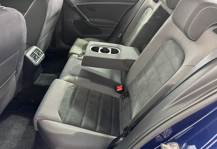 Volkswagen Golf VII 2018 Синій