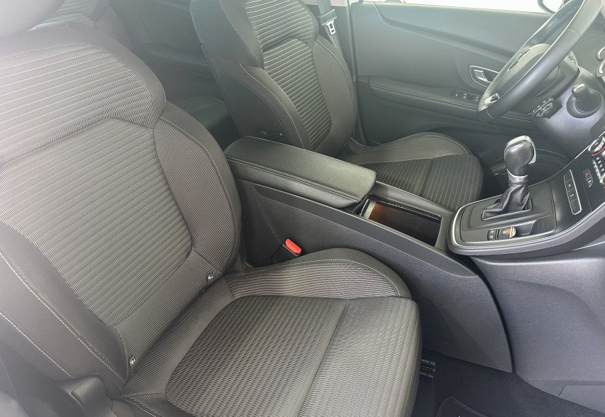 Renault Grand Scenic 2019 Білий