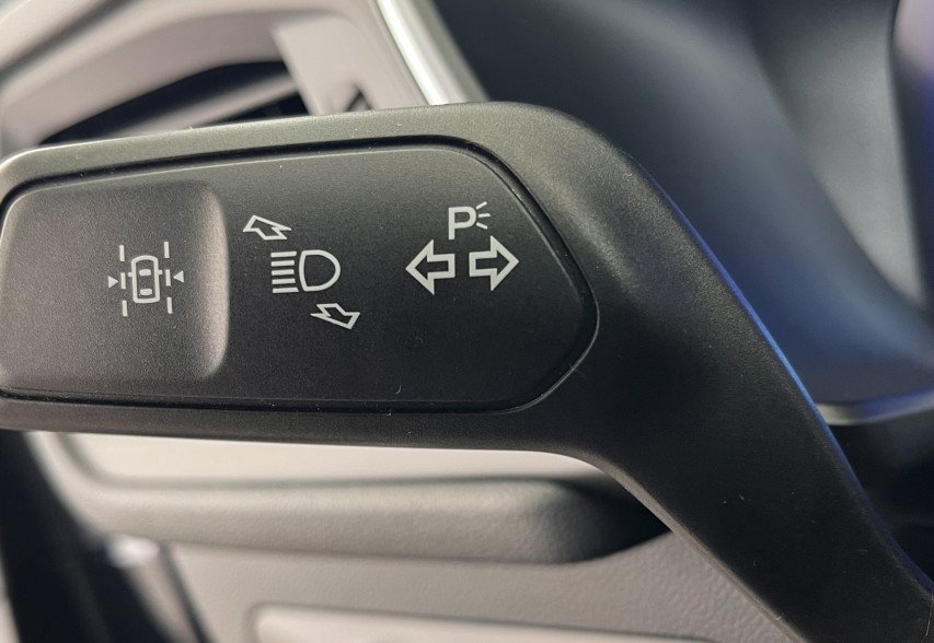 Ford Kuga 2021 чорний