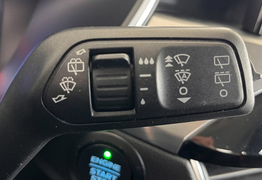Ford Kuga 2021 чорний