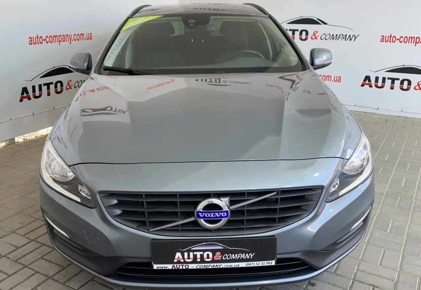 Volvo V60 2018 сірий
