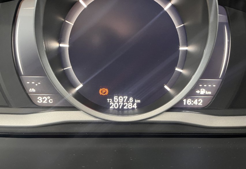 Volvo V60 2018 сірий