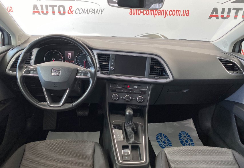 Seat Leon 2018 Сірий