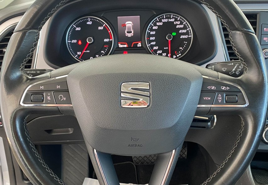 Seat Leon 2018 Сірий