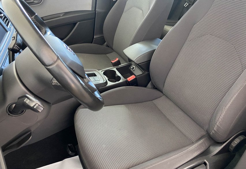 Seat Leon 2018 Сірий