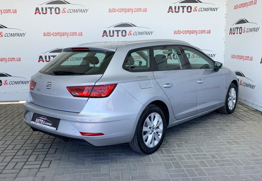 Seat Leon 2018 Сірий