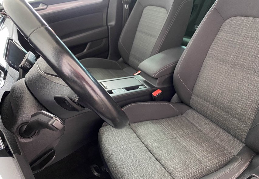 Volkswagen Passat B8 2020 Чорний