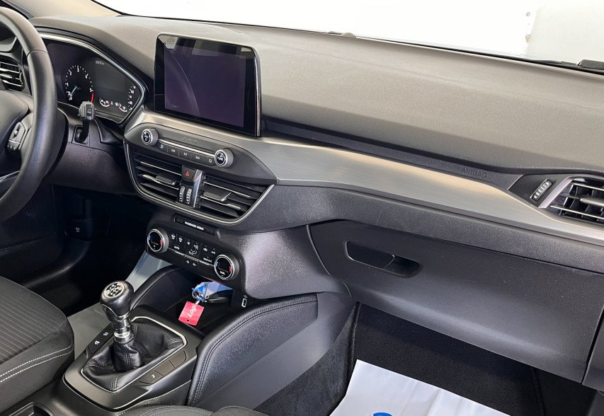 Ford Focus 2018 Синій