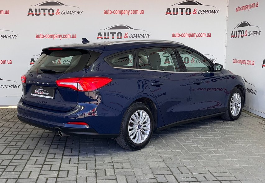 Ford Focus 2018 Синій