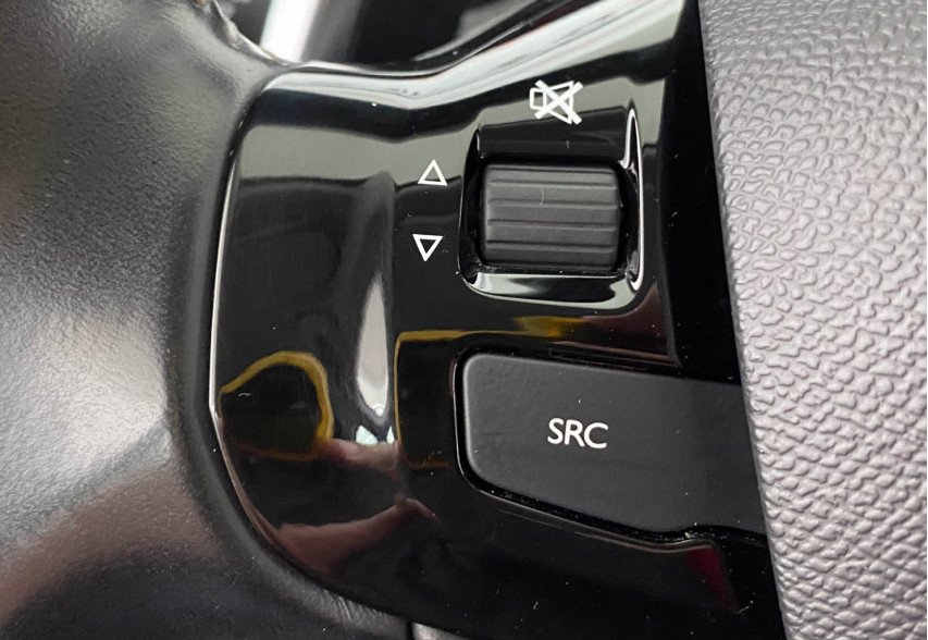 Peugeot 308 2020 Чорний