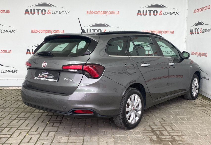 Fiat Tipo 2019 сірий