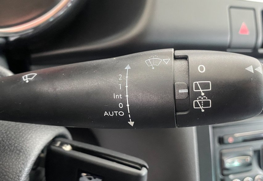 Peugeot 3008 2016 Чорний