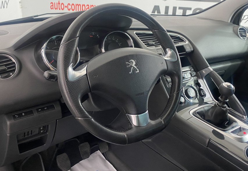 Peugeot 3008 2016 Чорний