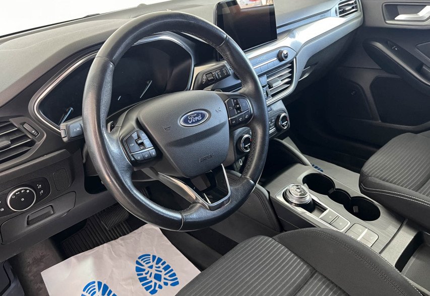 Ford Focus 2018 сірий