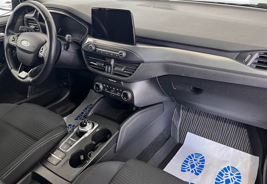 Ford Focus 2018 сірий