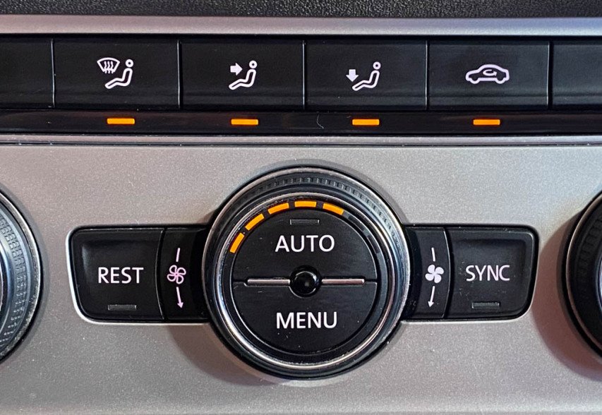 Volkswagen Passat B8 2015 сірий