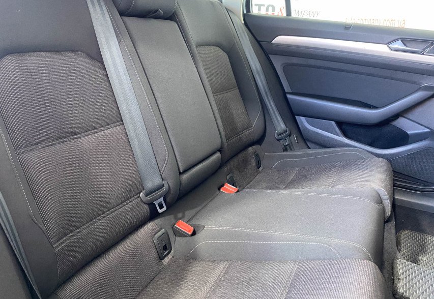 Volkswagen Passat B8 2015 сірий