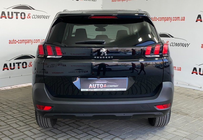 Peugeot 5008  2020 Чорний