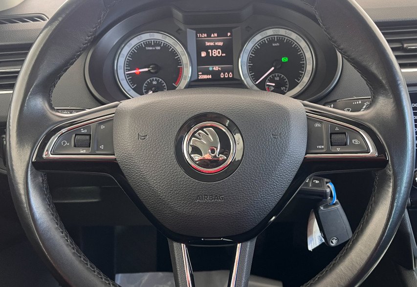 Skoda Octavia A7 2018 білий