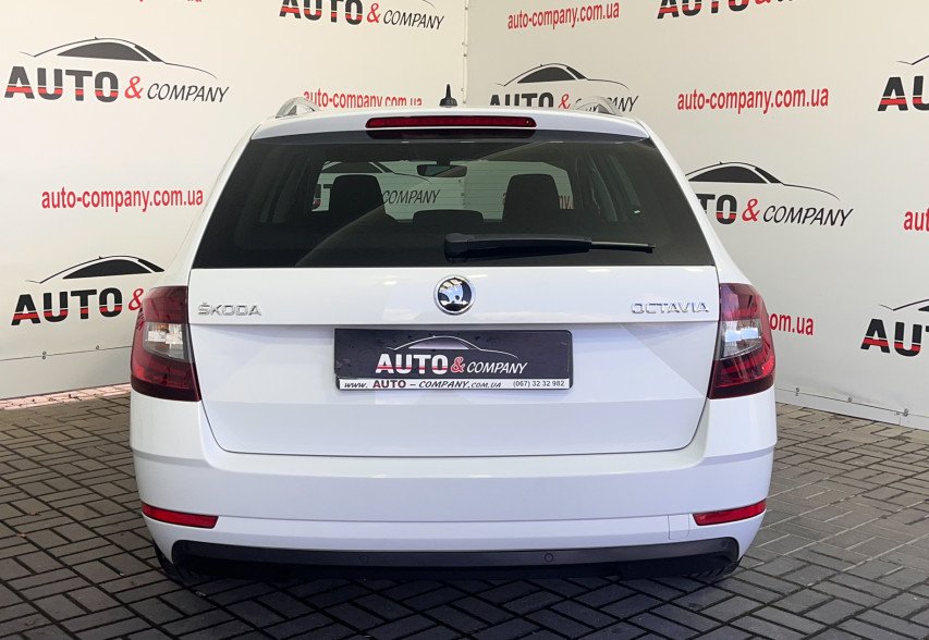 Skoda Octavia A7 2018 білий