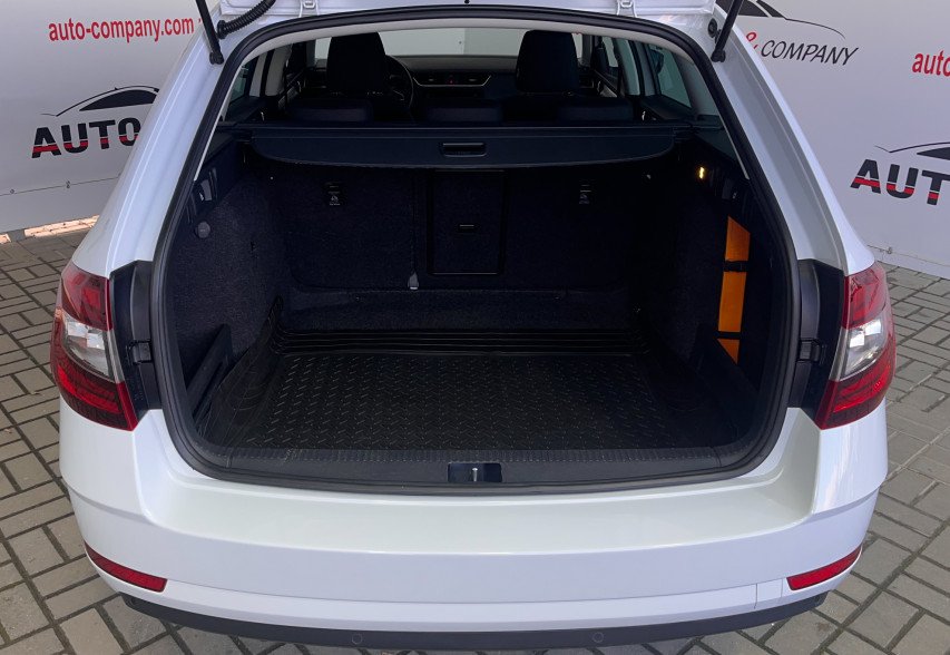Skoda Octavia A7 2018 білий