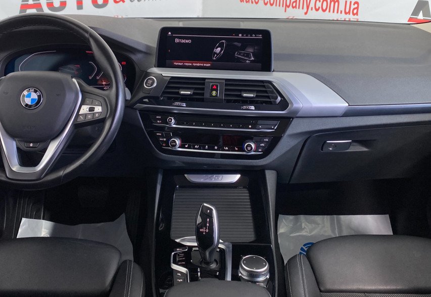 BMW X3 2021 білий