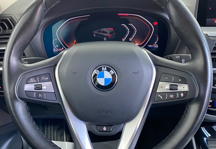 BMW X3 2021 білий
