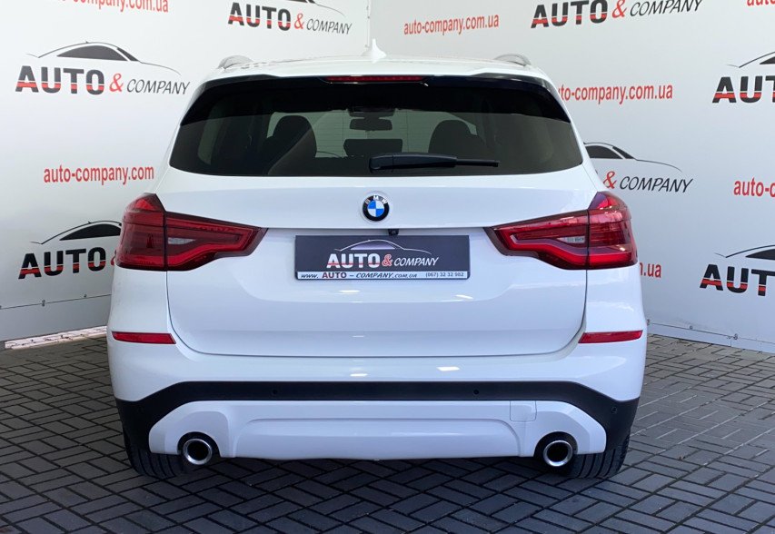 BMW X3 2021 білий