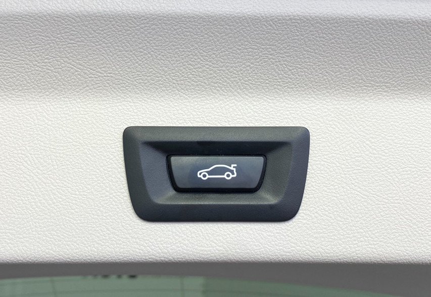 BMW X3 2021 білий