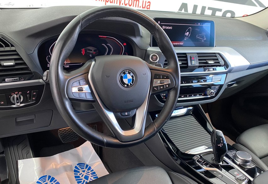 BMW X3 2021 білий