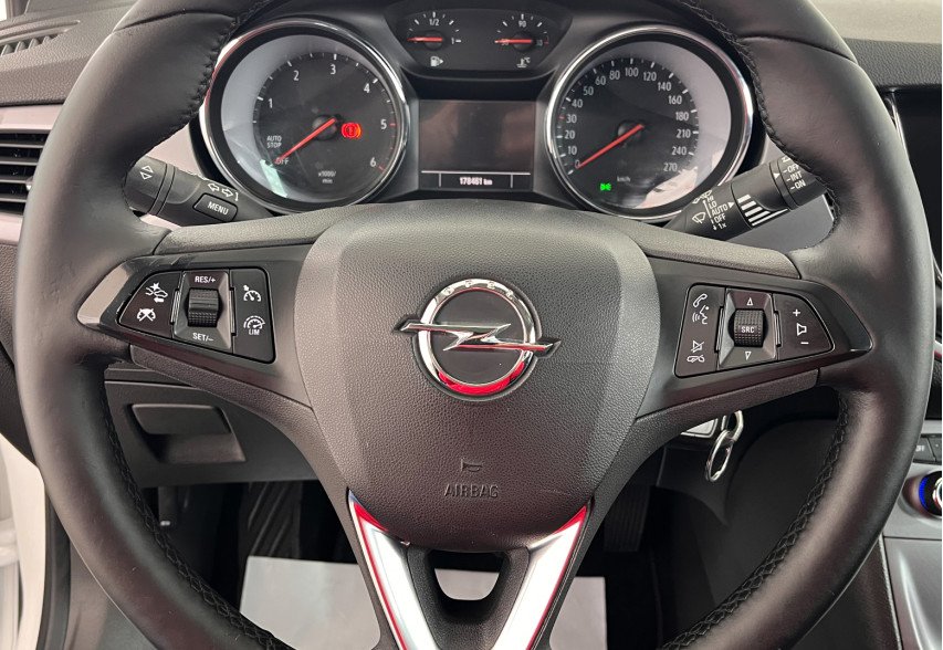 Opel Astra 2016 БІлий