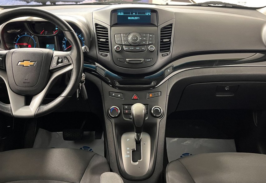Chevrolet Orlando 2012 Сірий 