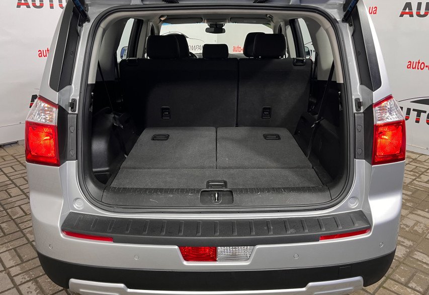 Chevrolet Orlando 2012 Сірий 