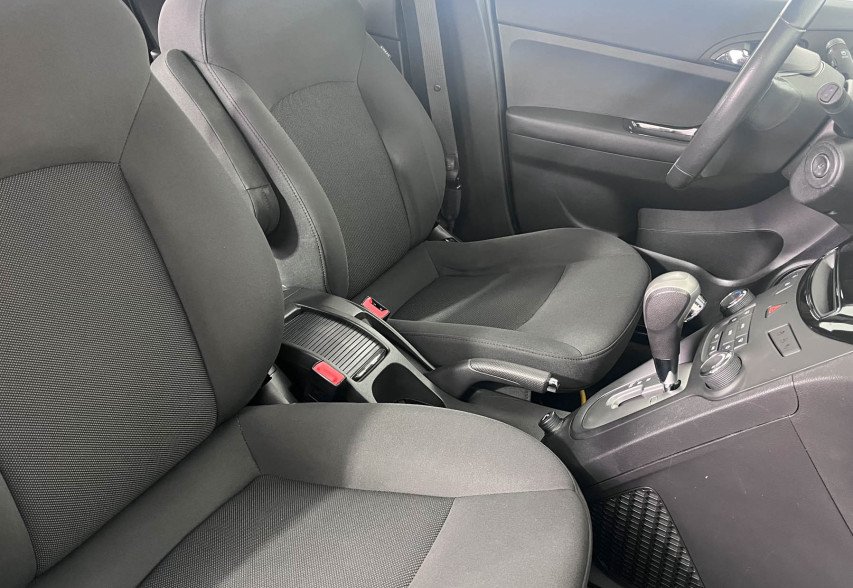 Chevrolet  Orlando 2011 сірий