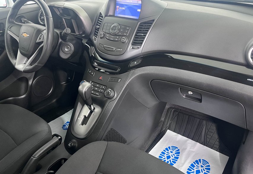 Chevrolet  Orlando 2011 сірий