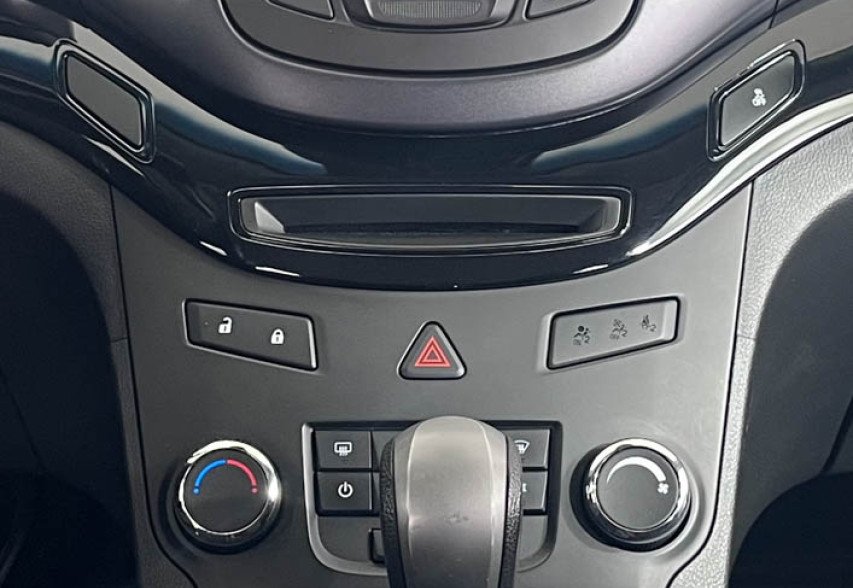 Chevrolet  Orlando 2011 сірий