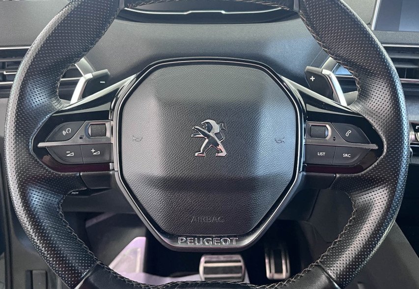 Peugeot 5008  2019 Зелений