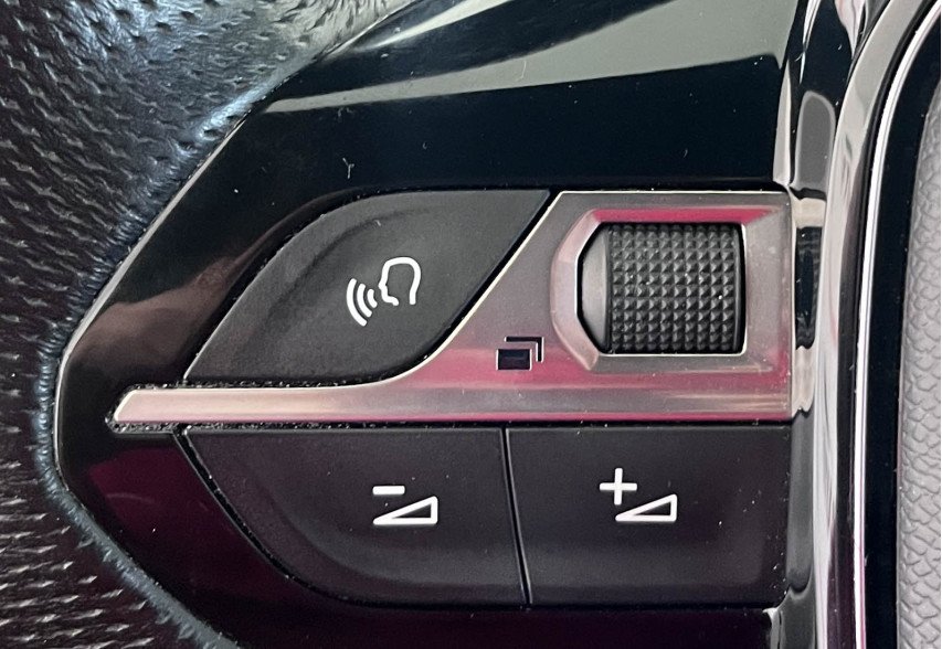 Peugeot 5008  2019 Зелений