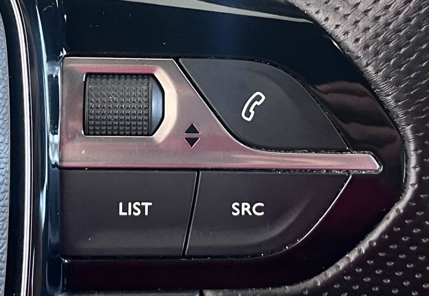 Peugeot 5008  2019 Зелений