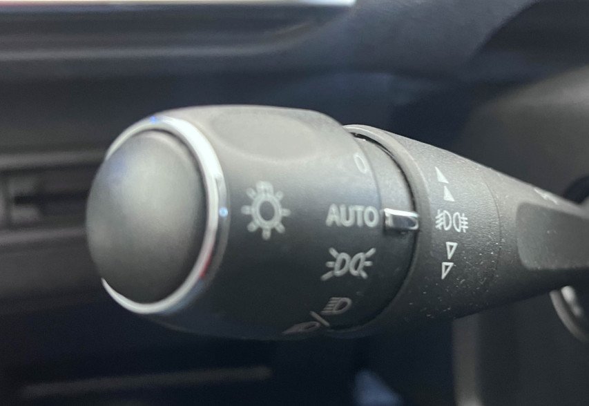 Peugeot 5008  2019 Зелений