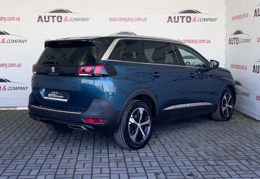 Peugeot 5008  2019 Зелений