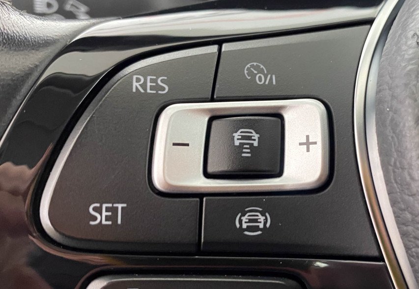 Volkswagen Golf VII 2018 Чорний