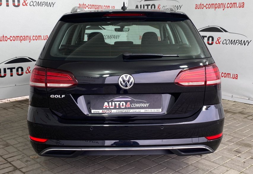 Volkswagen Golf VII 2018 Чорний
