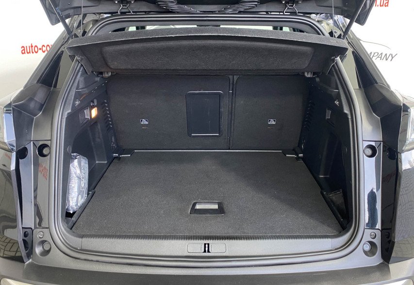 Peugeot 3008 2021 чорний
