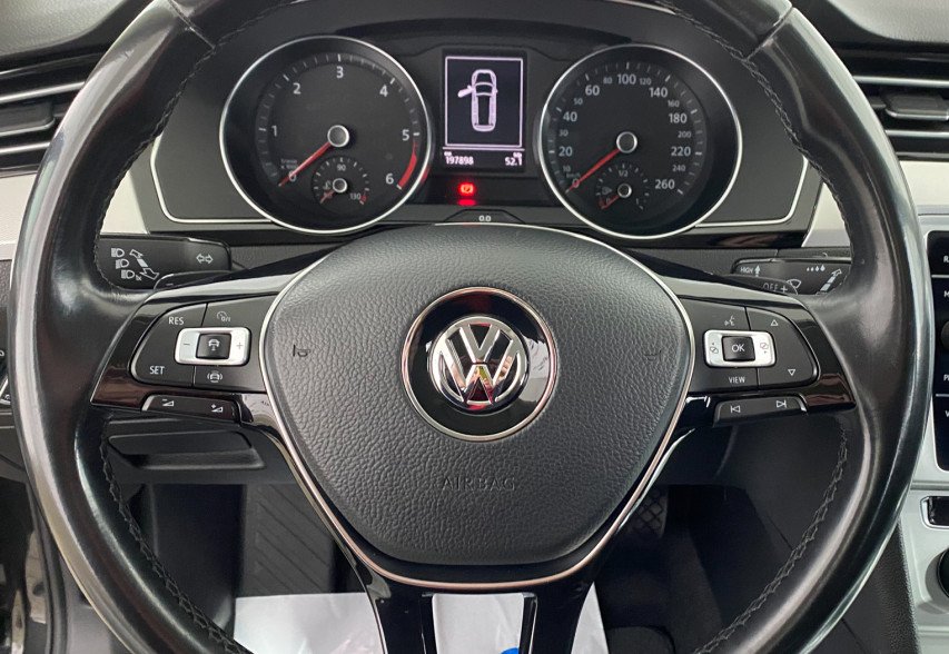 Volkswagen Passat B8 2018 Сірий