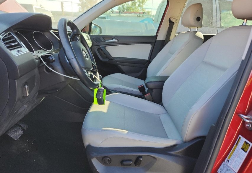 Volkswagen Tiguan  2019 Червоний